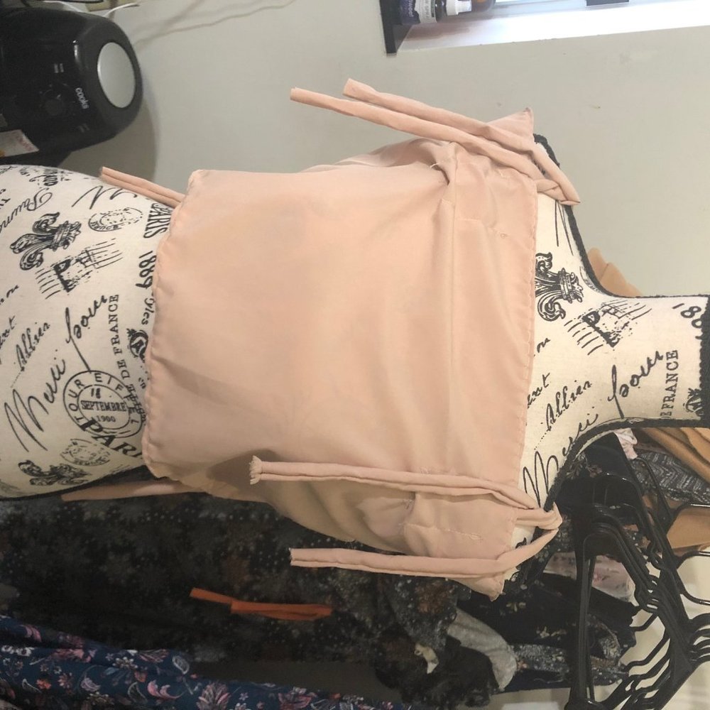 Neutral Ruched Top - Picture 2 of 4